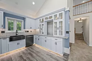 85 N Main St, Belchertown, MA 01007 - Photo 9