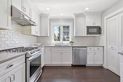 34 Drinkwater Ave, Braintree, MA 02184 - Photo 7