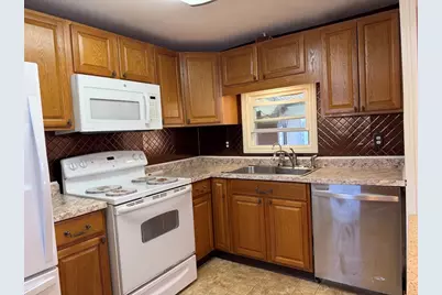 8 First Avenue, Westfield, MA 01085 - Photo 13