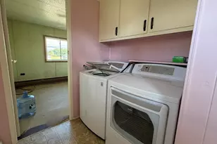 8 1st Ave, Westfield, MA 01085 - Photo 25