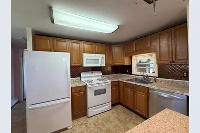 8 First Avenue, Westfield, MA 01085 - Photo 15