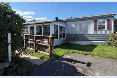 8 First Avenue, Westfield, MA 01085 - Photo 3