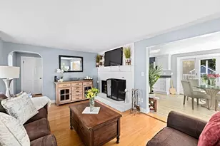 4 Country Dr, Hingham, MA 02043 - Photo 3