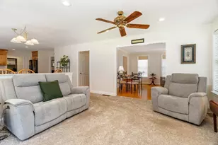 562 Mendon Rd, Sutton, MA 01590 - Photo 13