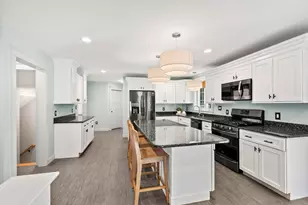 431 River St, Dunstable, MA 01827 - Photo 5