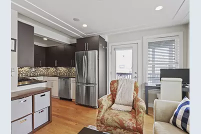 104 D St #2, Boston, MA 02127 - Photo 9