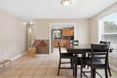 87 Crescent St, Lowell, MA 01851 - Photo 11