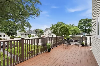 87 Crescent St, Lowell, MA 01851 - Photo 37