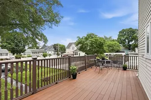 87 Crescent St, Lowell, MA 01851 - Photo 37