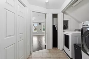 87 Crescent St, Lowell, MA 01851 - Photo 25