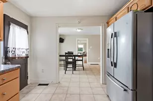 87 Crescent St, Lowell, MA 01851 - Photo 13