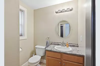 87 Crescent St, Lowell, MA 01851 - Photo 17