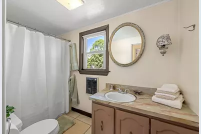 21 Burroughs St, Danvers, MA 01923 - Photo 21