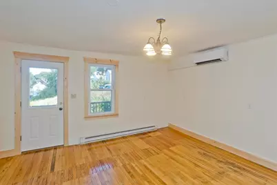 34 Washington St, Greenfield, MA 01301 - Photo 15