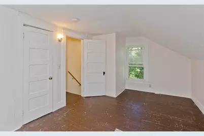 34 Washington St, Greenfield, MA 01301 - Photo 25