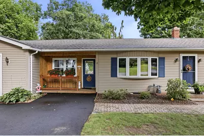 8 Linwood Dr, Wilbraham, MA 01095 - Photo 13