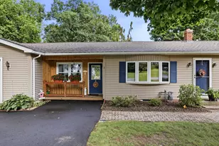 8 Linwood Dr, Wilbraham, MA 01095 - Photo 13