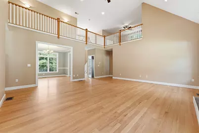 10 Sullivan Ln, South Hadley, MA 01075 - Photo 5