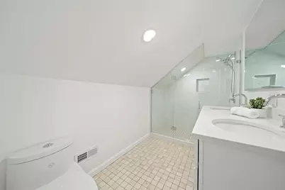 100 Keith St, Boston, MA 02132 - Photo 21