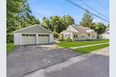 26 S Park Ter, Northampton, MA 01060 - Photo 3