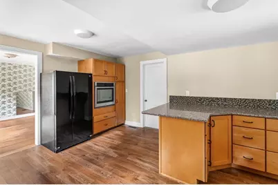 26 S Park Ter, Northampton, MA 01060 - Photo 11