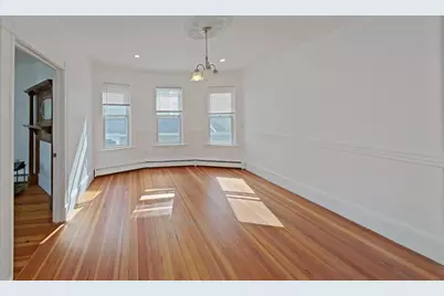 39 Newport St #2, Boston, MA 02125 - Photo 5