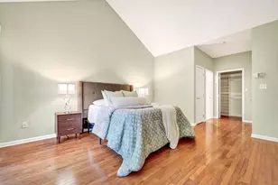 15 Hawthorne Ln, Bedford, MA 01730 - Photo 9
