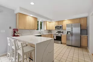 38 Trowbridge Ln, Shrewsbury, MA 01545 - Photo 9