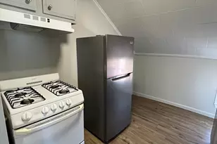 95 Wade St, Fall River, MA 02721 - Photo 7