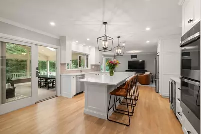 24 Longwood Dr, Hopkinton, MA 01748 - Photo 11