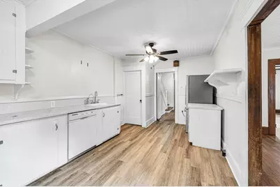 32 Marsden St, Springfield, MA 01109 - Photo 11