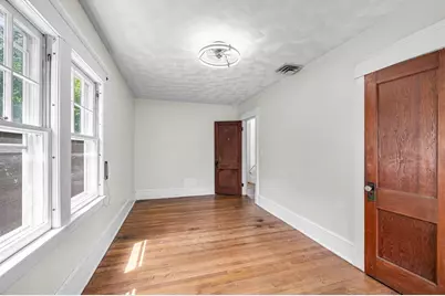 32 Marsden St, Springfield, MA 01109 - Photo 17
