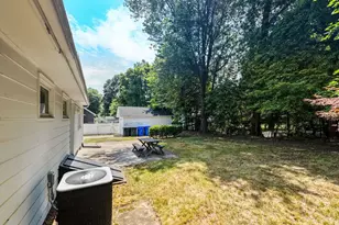 32 Marsden St, Springfield, MA 01109 - Photo 39