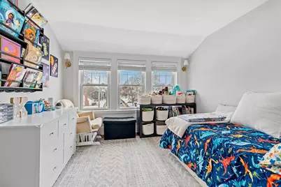 2-4 Chisholm Ln #3, Boston, MA 02131 - Photo 9