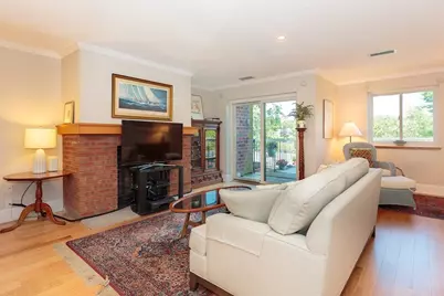 666 Main Street #207, Winchester, MA 01890 - Photo 5