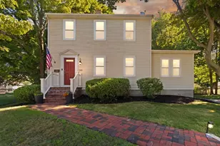 240 East St, Weymouth, MA 02189 - Photo 1