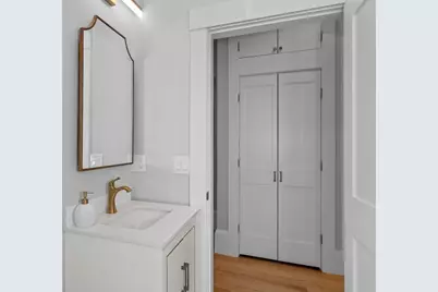 25 Bay State Rd #1, Boston, MA 02215 - Photo 17