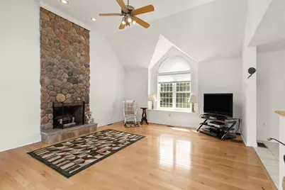 29 Hadley Road, Pepperell, MA 01463 - Photo 11