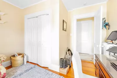 21 Bradwood St, Boston, MA 02131 - Photo 9