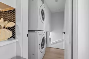 7 Dickson, Somerville, MA 02144 - Photo 9