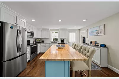 5 Macarthur Circle, Swampscott, MA 01907 - Photo 3