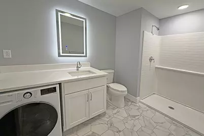 105 Paige St #207, Lowell, MA 01852 - Photo 3