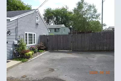 19 Water, Swansea, MA 02777 - Photo 3