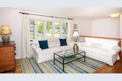 12 Brook Dr, Fairhaven, MA 02719 - Photo 3