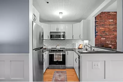 50 Rantoul St #310, Beverly, MA 01915 - Photo 11