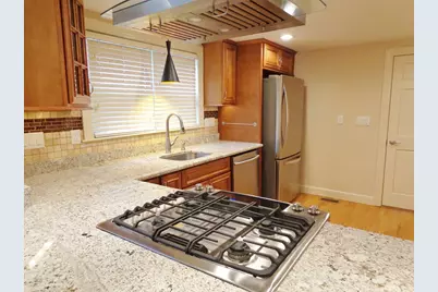 109 Fayette St #2, Watertown, MA 02472 - Photo 5
