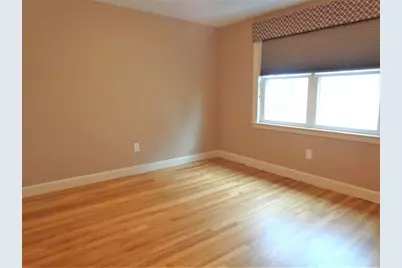 109 Fayette St #2, Watertown, MA 02472 - Photo 11