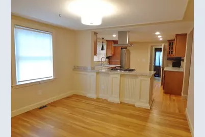 109 Fayette St #2, Watertown, MA 02472 - Photo 3