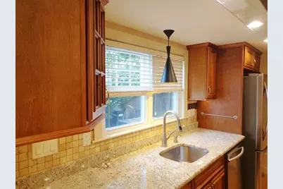 109 Fayette St #2, Watertown, MA 02472 - Photo 7