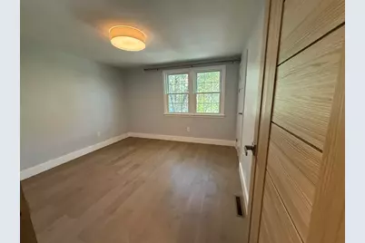 25 Berkshire Dr, Winchester, MA 01890 - Photo 15